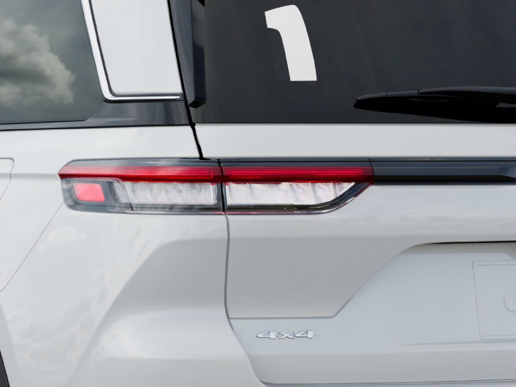 New 2027 Jeep Grand Cherokee Laredo X AWD/4WD image 9