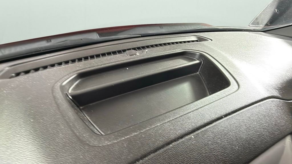 Used 2021 Chevrolet Silverado 1500 Custom image 21