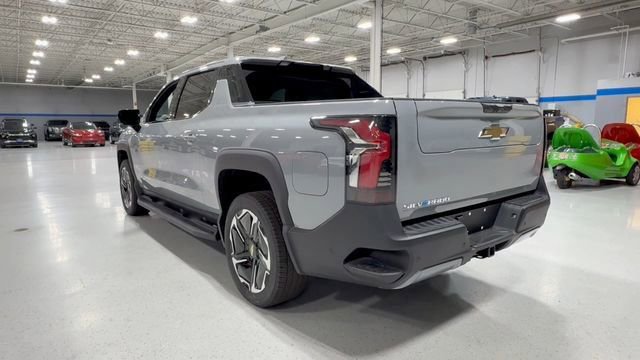 New 2026 Chevrolet Silverado EV LT image 11