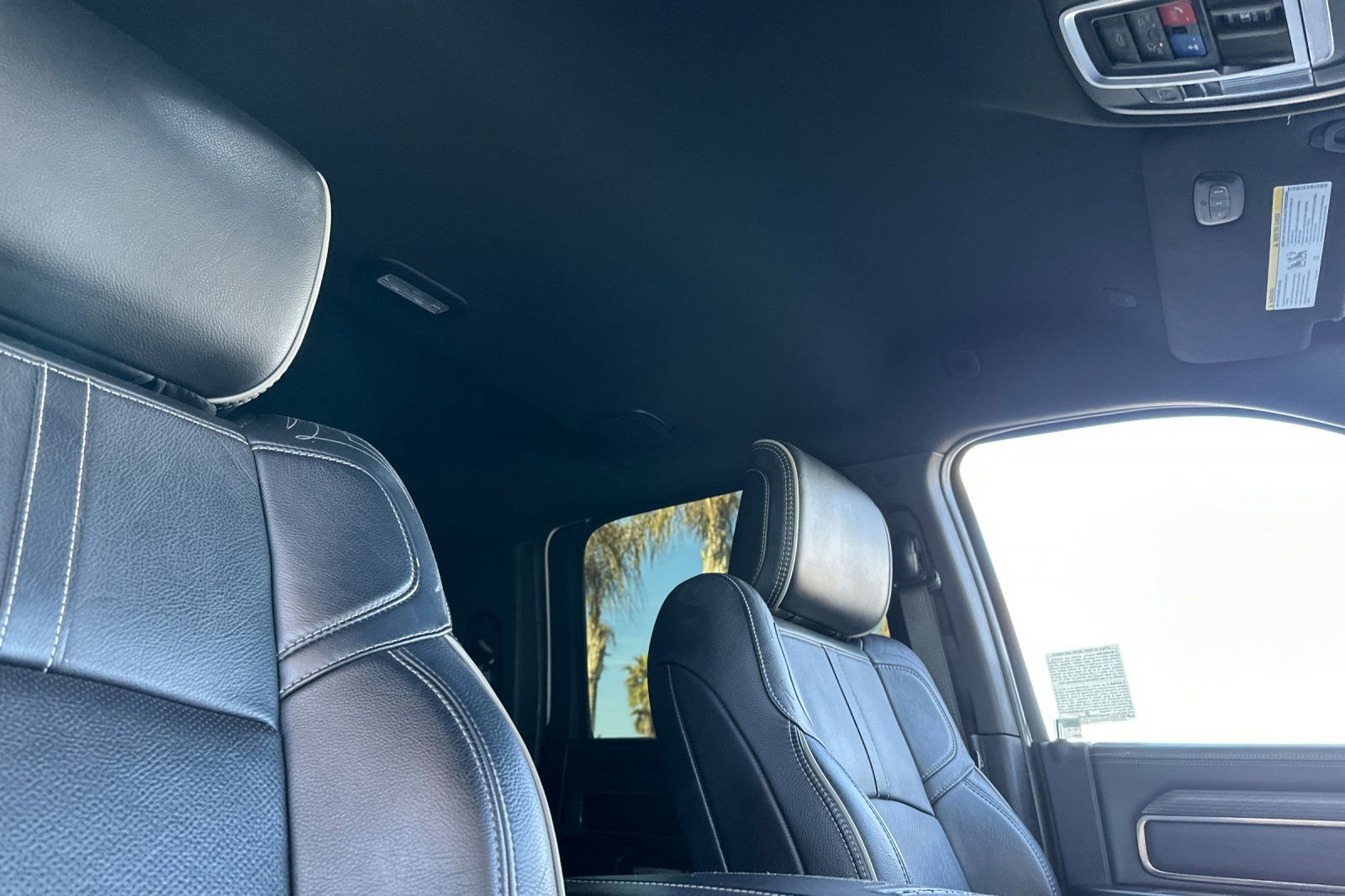 Used 2023 RAM 2500 Limited AWD/4WD image 17