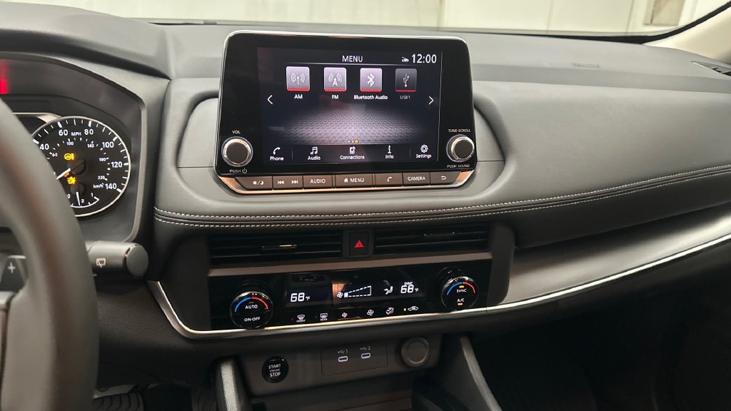 New 2026 Nissan Rogue SV AWD/4WD image 18