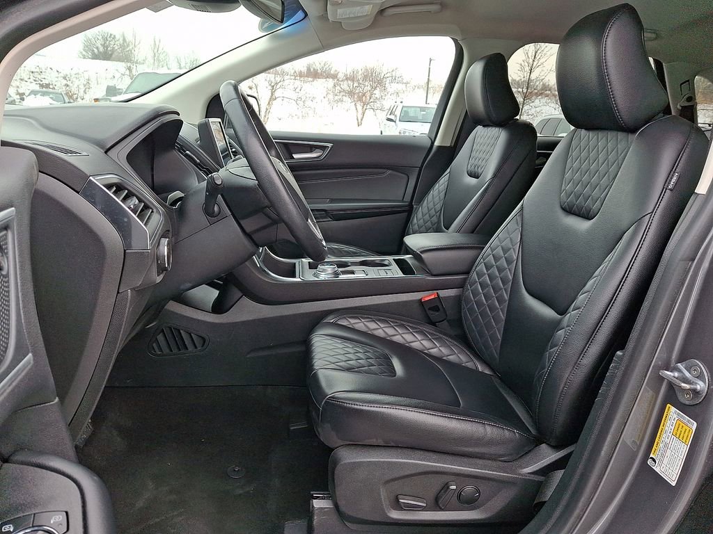 Used 2024 Ford Edge Titanium image 14
