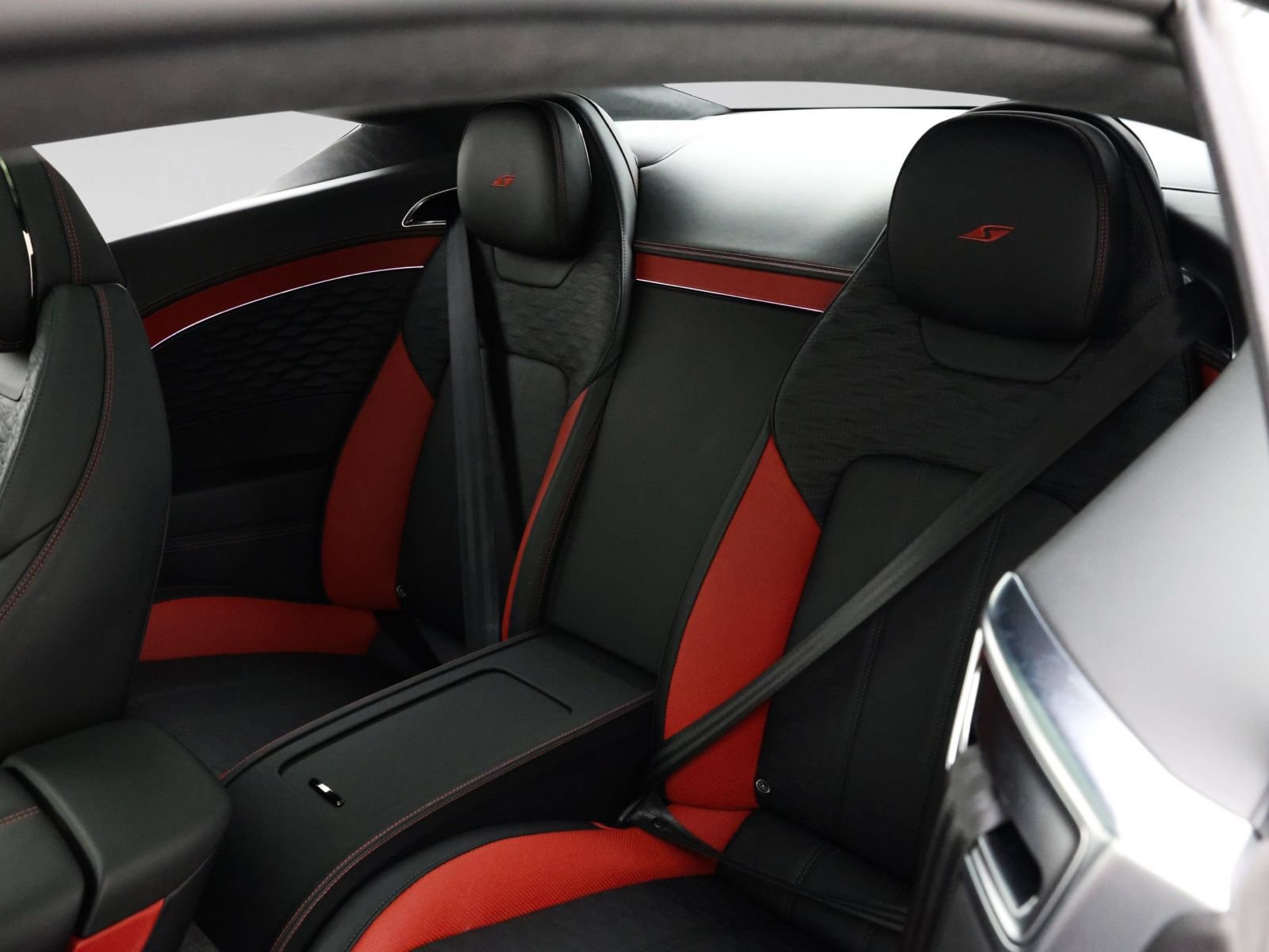 New 2026 Bentley Continental GT AWD/4WD image 6