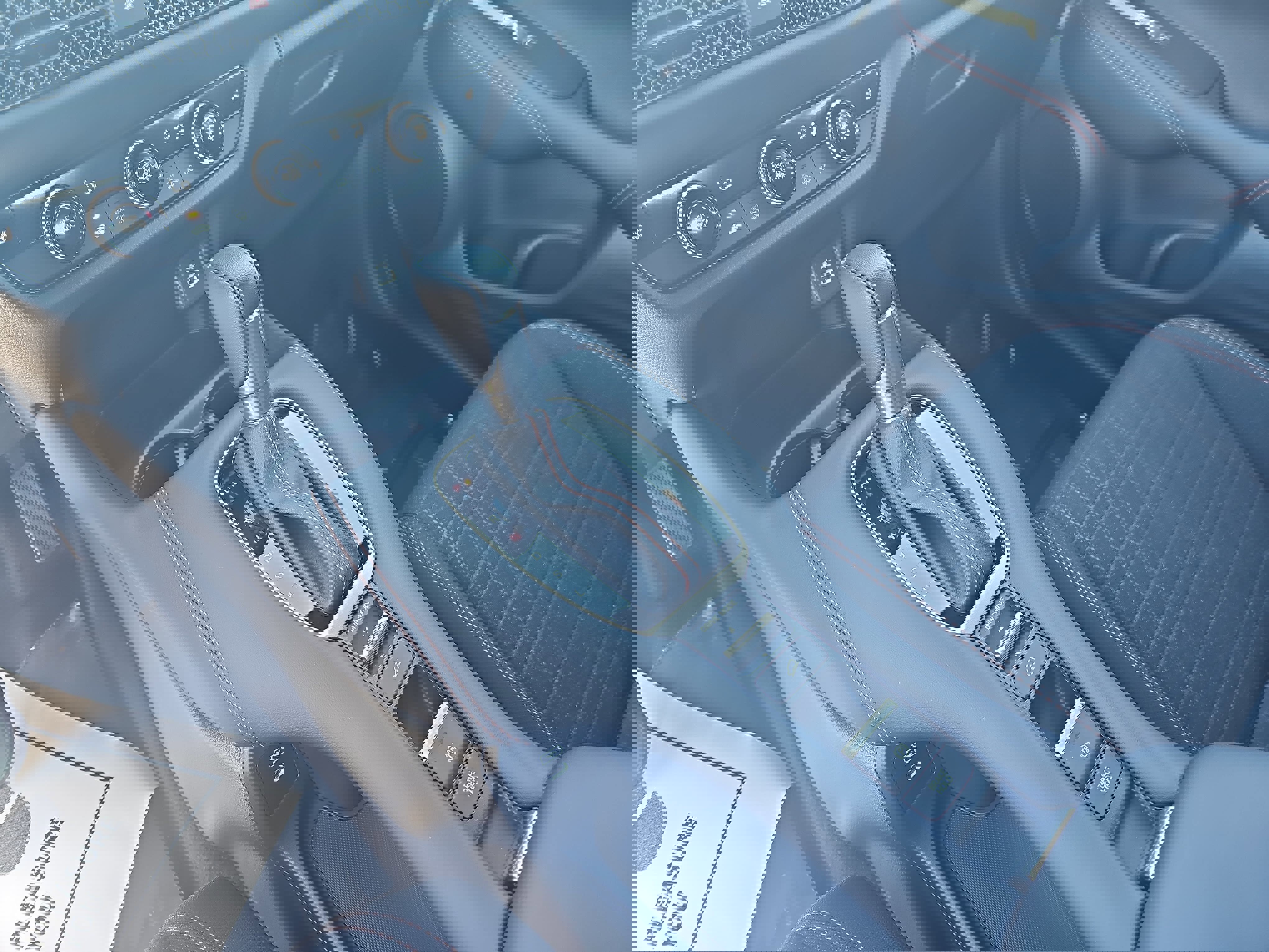 Used 2025 Honda HR-V Sport image 25