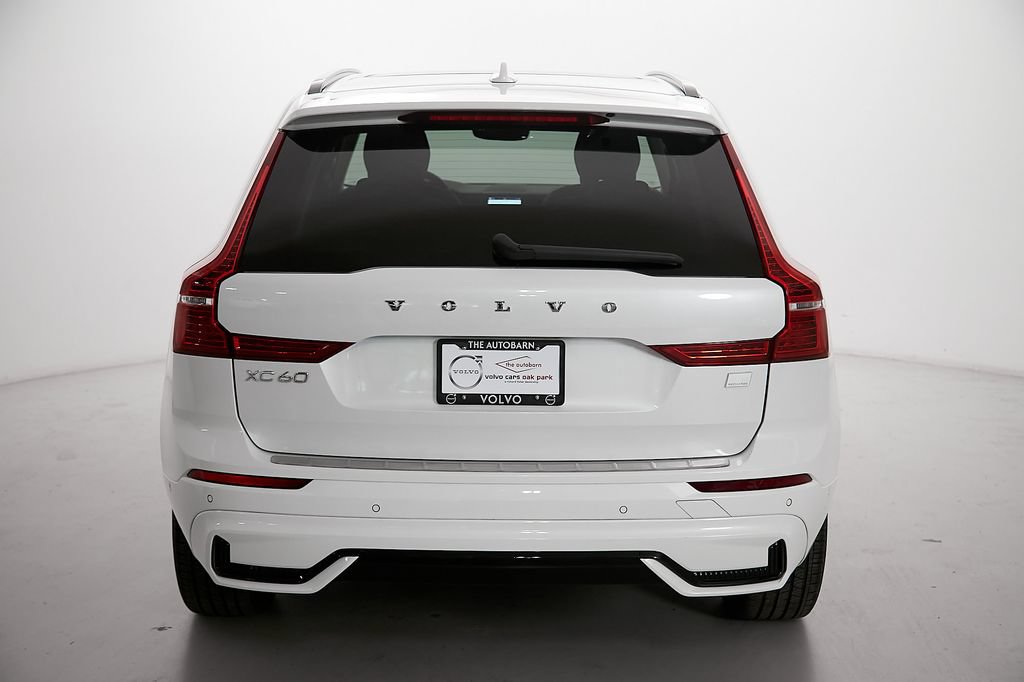 Certified 2024 Volvo XC60 T8 Plus w/ Protection Package Premier AWD/4WD image 8