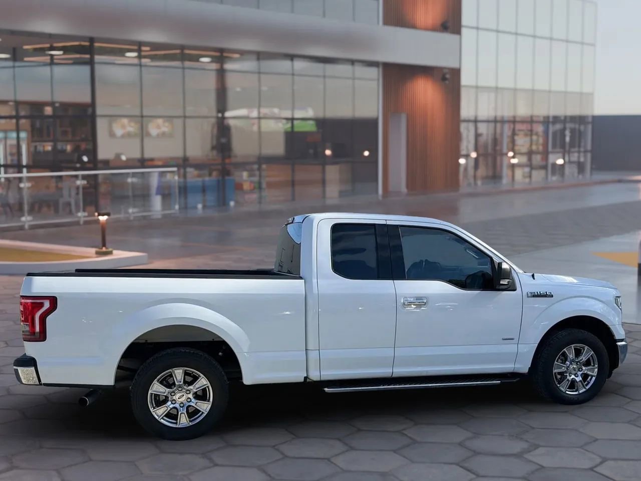 Used 2017 Ford F150 XLT w/ Equipment Group 301A Mid RWD image 15