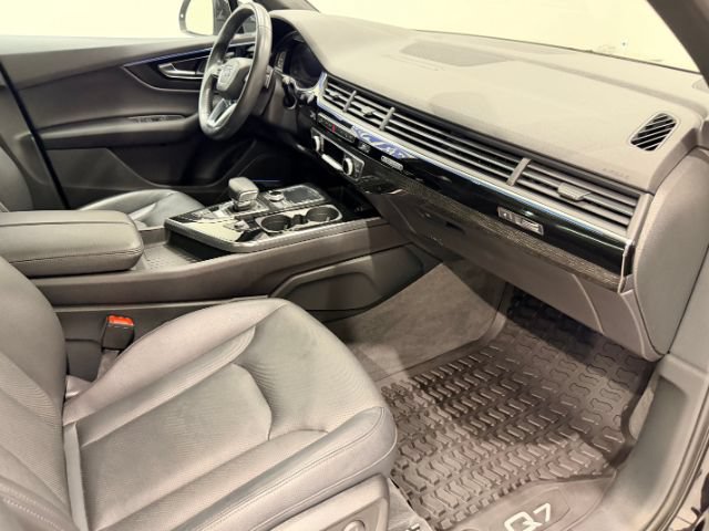 Used 2018 Audi Q7 3.0T Premium Plus w/ Premium Plus Package AWD/4WD image 21