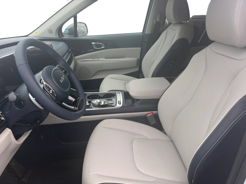 New 2026 Kia Carnival SX Prestige FWD image 9