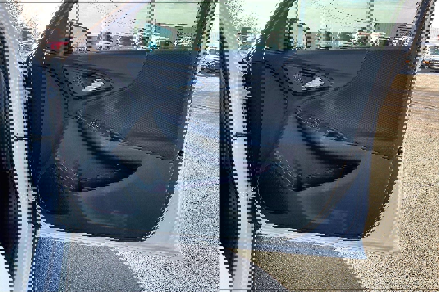 Used 2020 Chevrolet Malibu LT image 26