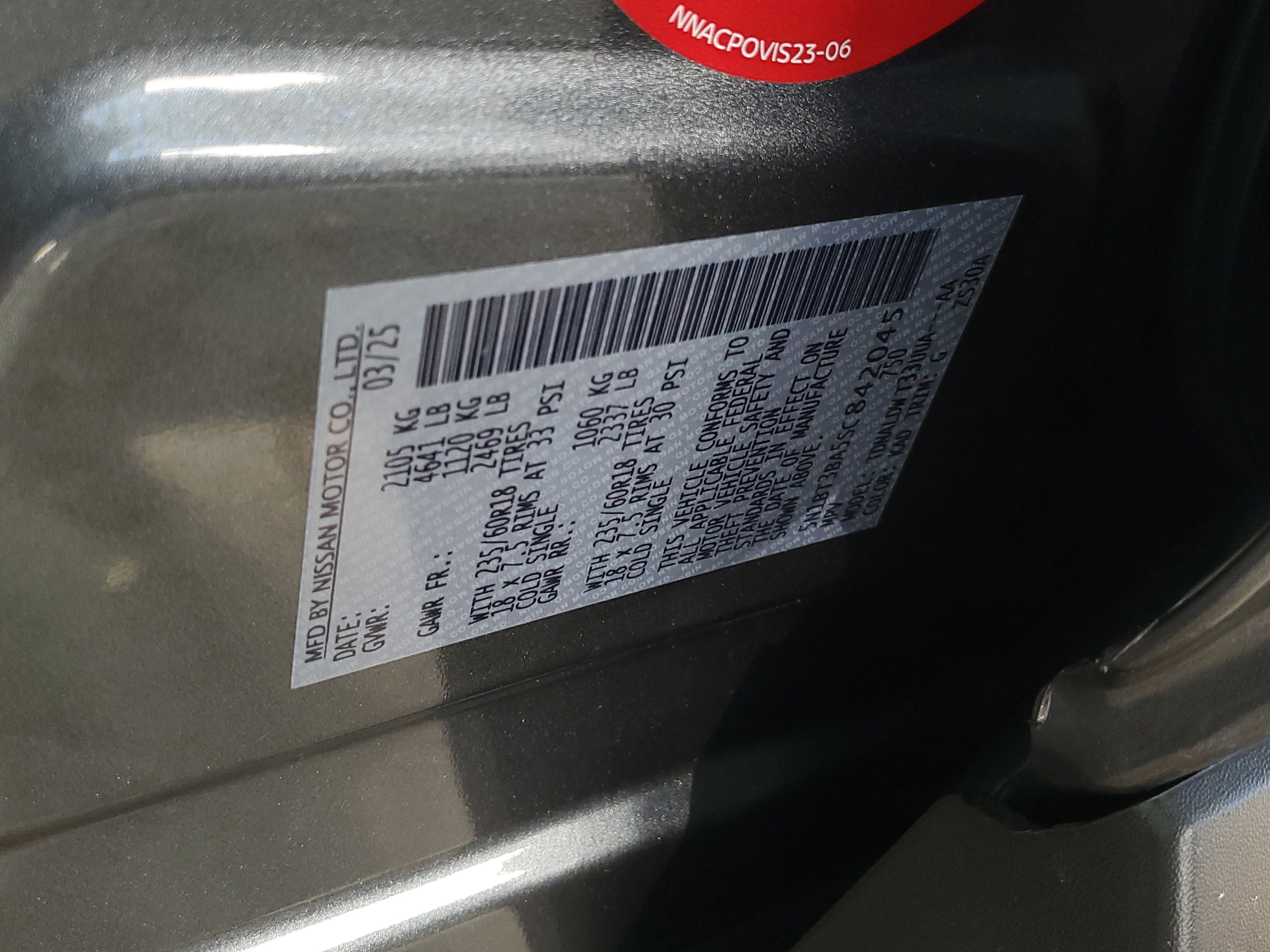 Certified 2025 Nissan Rogue SV image 30