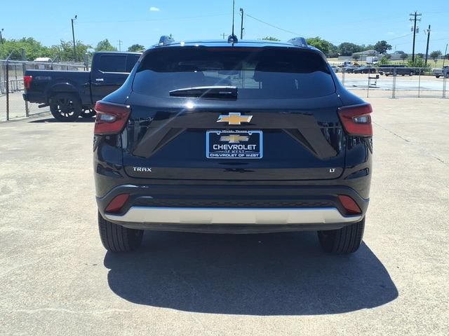 Used 2026 Chevrolet Trax LT FWD image 6