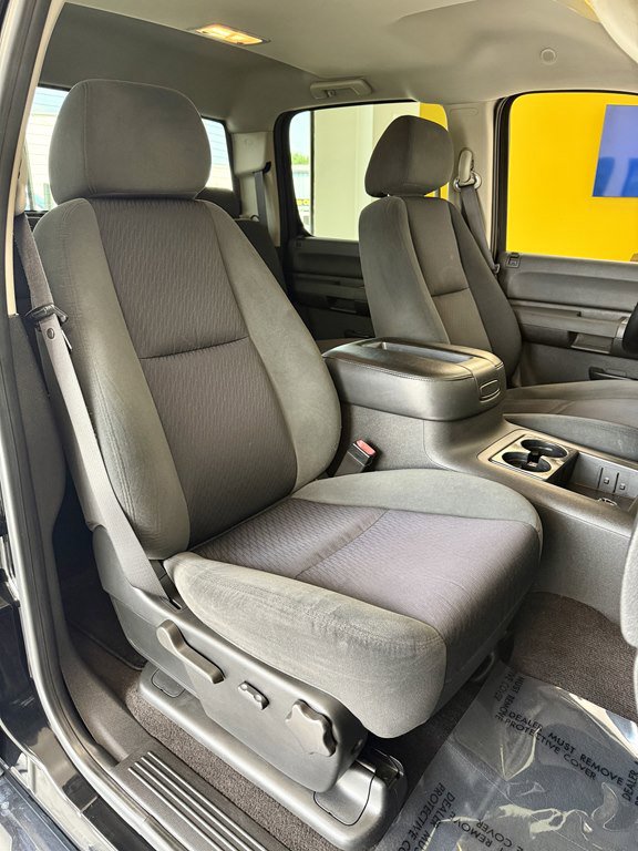 Used 2007 Chevrolet Silverado 2500 LT w/ EZ-Lift Tailgate Package image 15