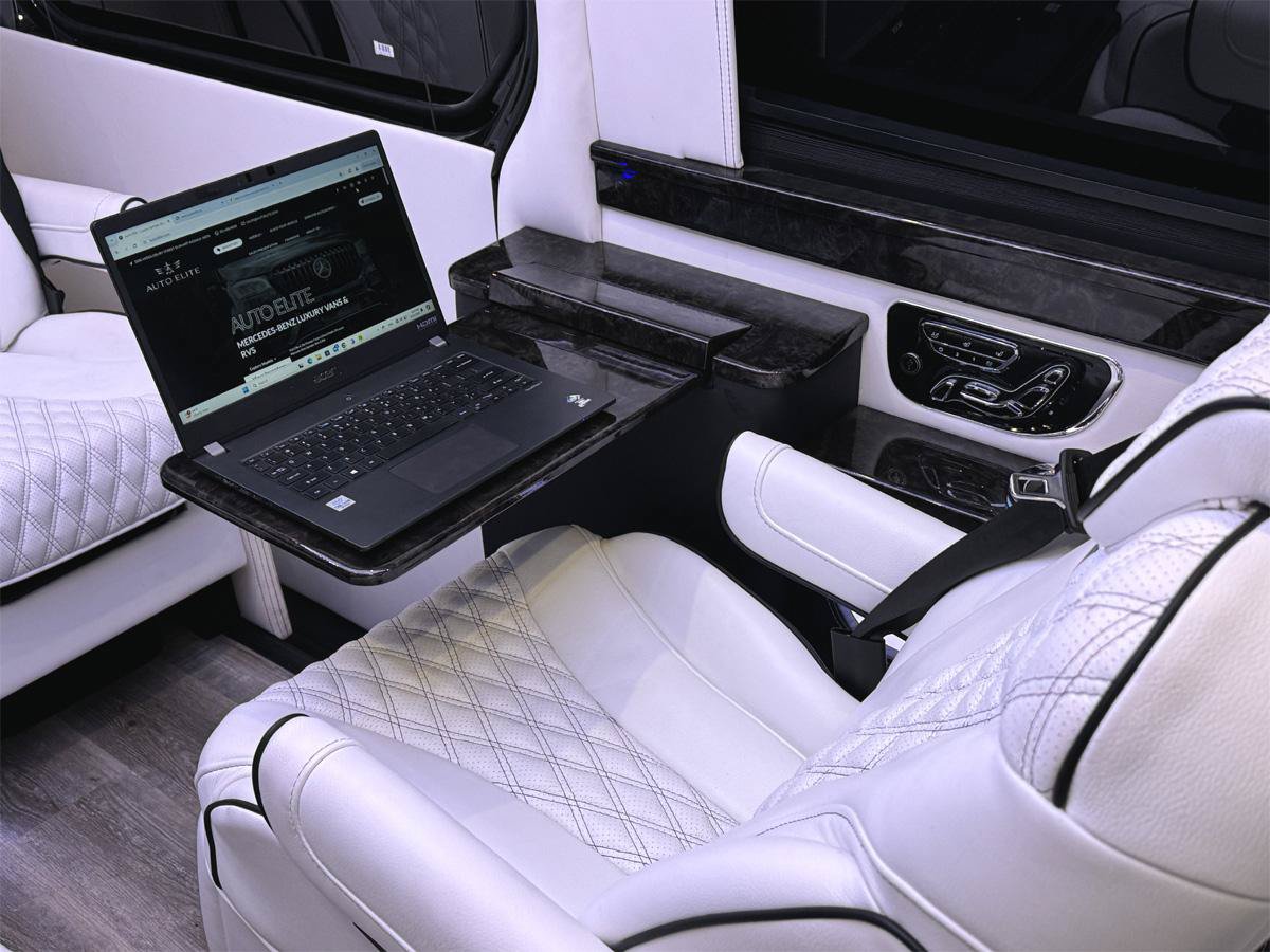 Used 2024 Mercedes-Benz Sprinter 3500 image 14