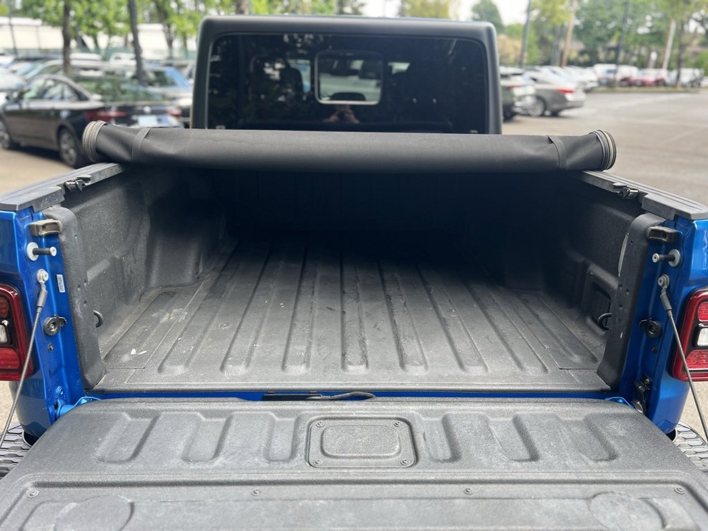 Used 2022 Jeep Gladiator Rubicon w/ LED Lighting Group image 10