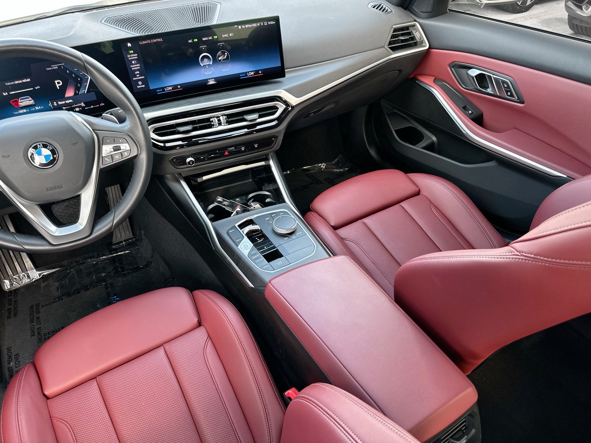 Certified 2023 BMW 330i Sedan RWD image 23