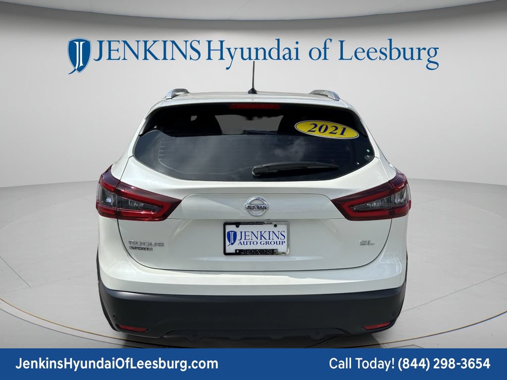 Used 2021 Nissan Rogue Sport SL w/ Premium Package FWD image 6