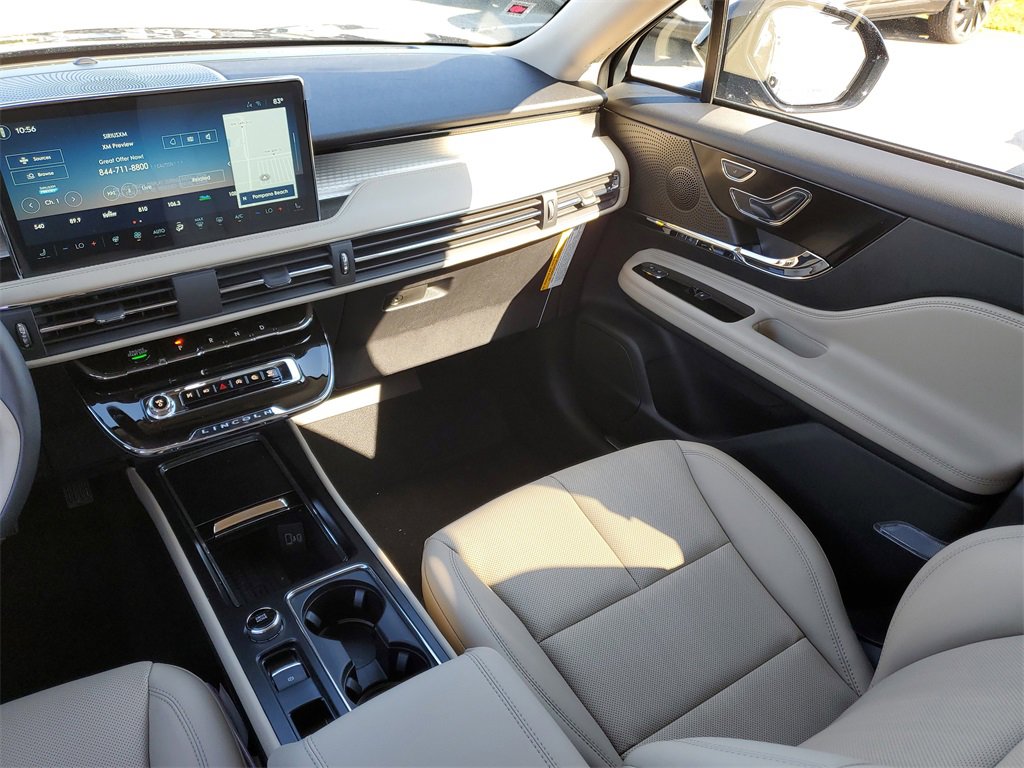 New 2026 Lincoln Corsair Premiere image 16