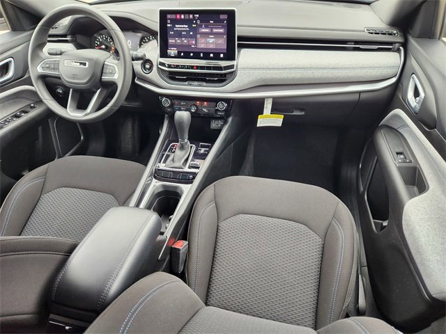 Used 2023 Jeep Compass Sport image 22