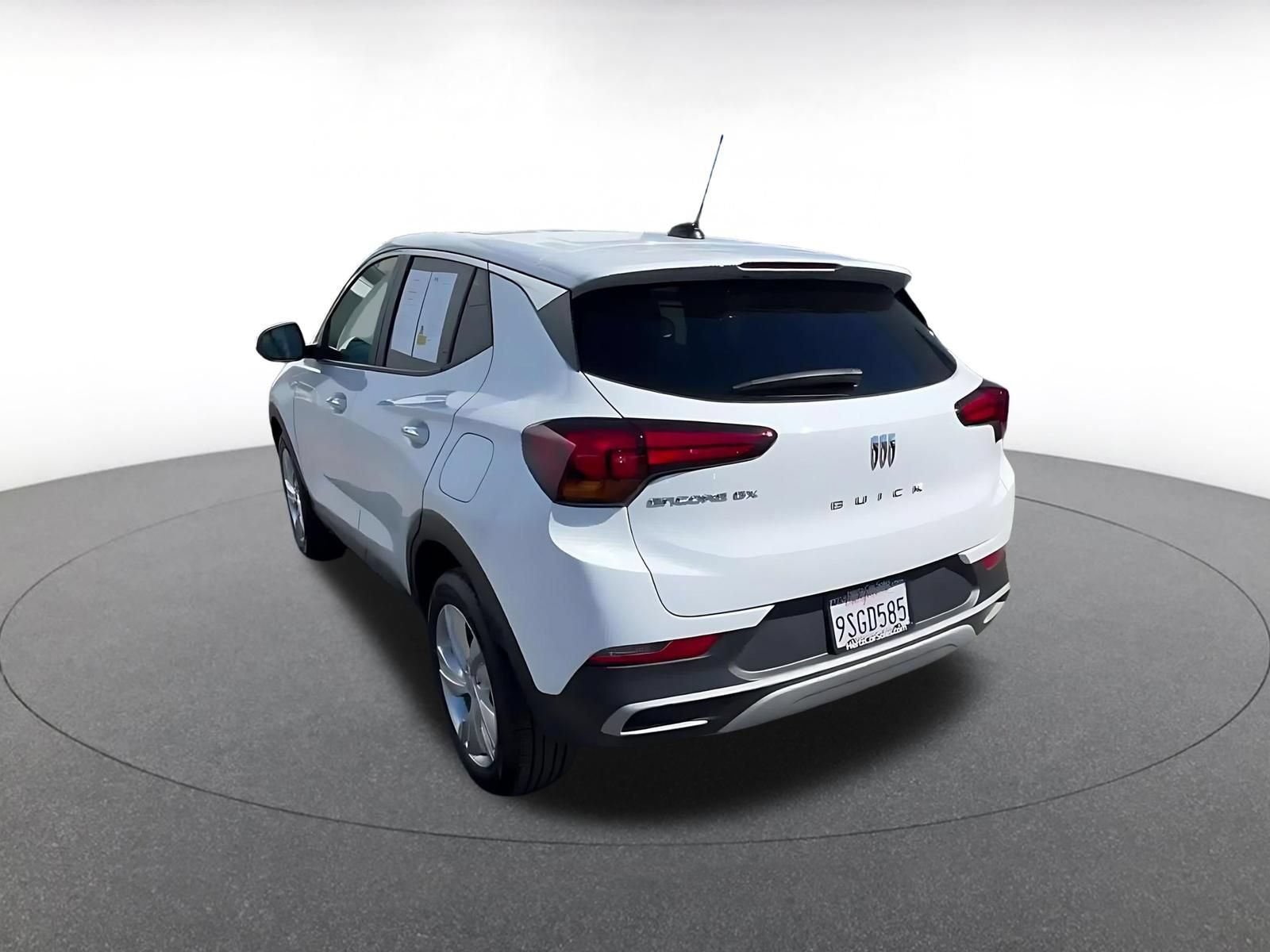 Used 2025 Buick Encore GX Preferred FWD image 11