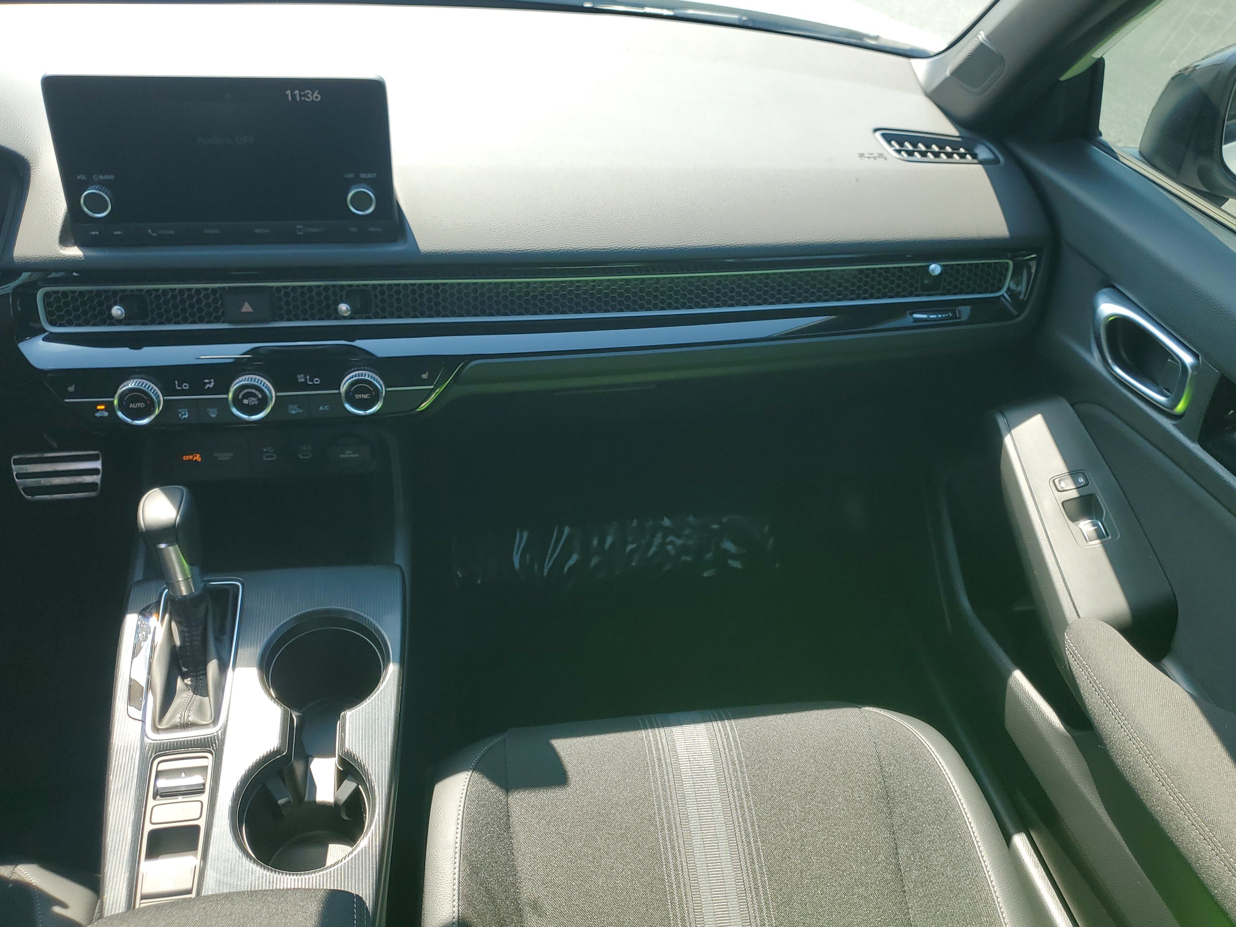 Used 2025 Honda Civic Sport image 17