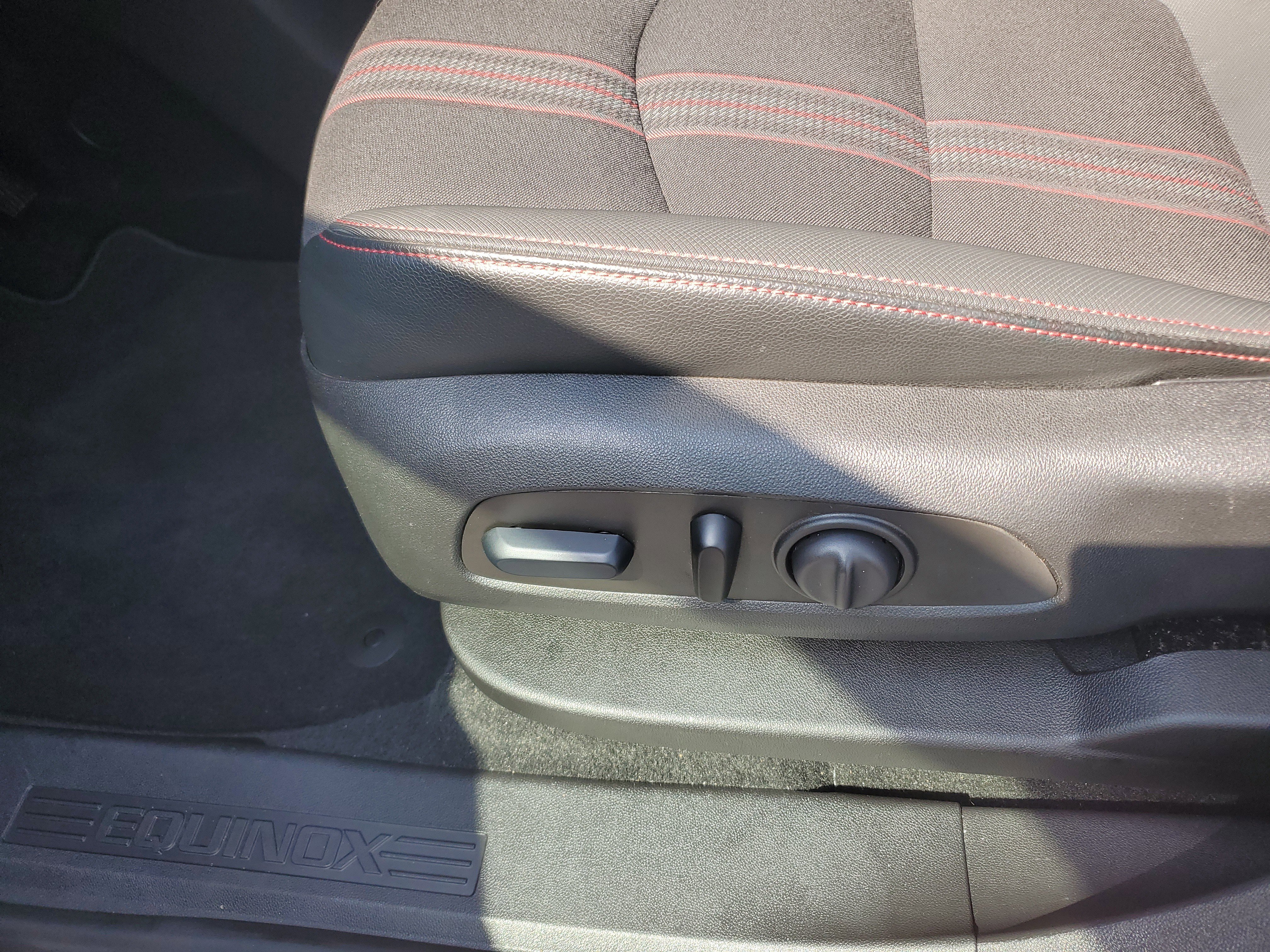 Used 2024 Chevrolet Equinox RS image 14