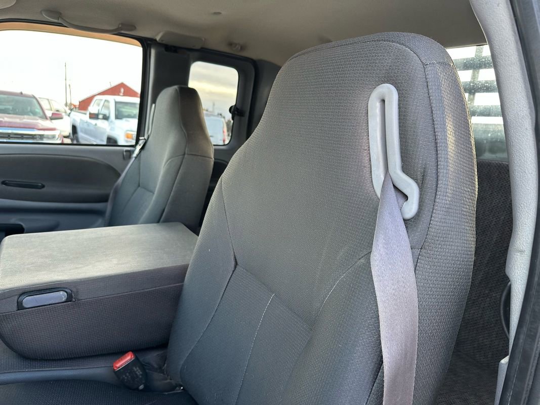 Used 1999 Dodge Ram 3500 Truck SLT image 33