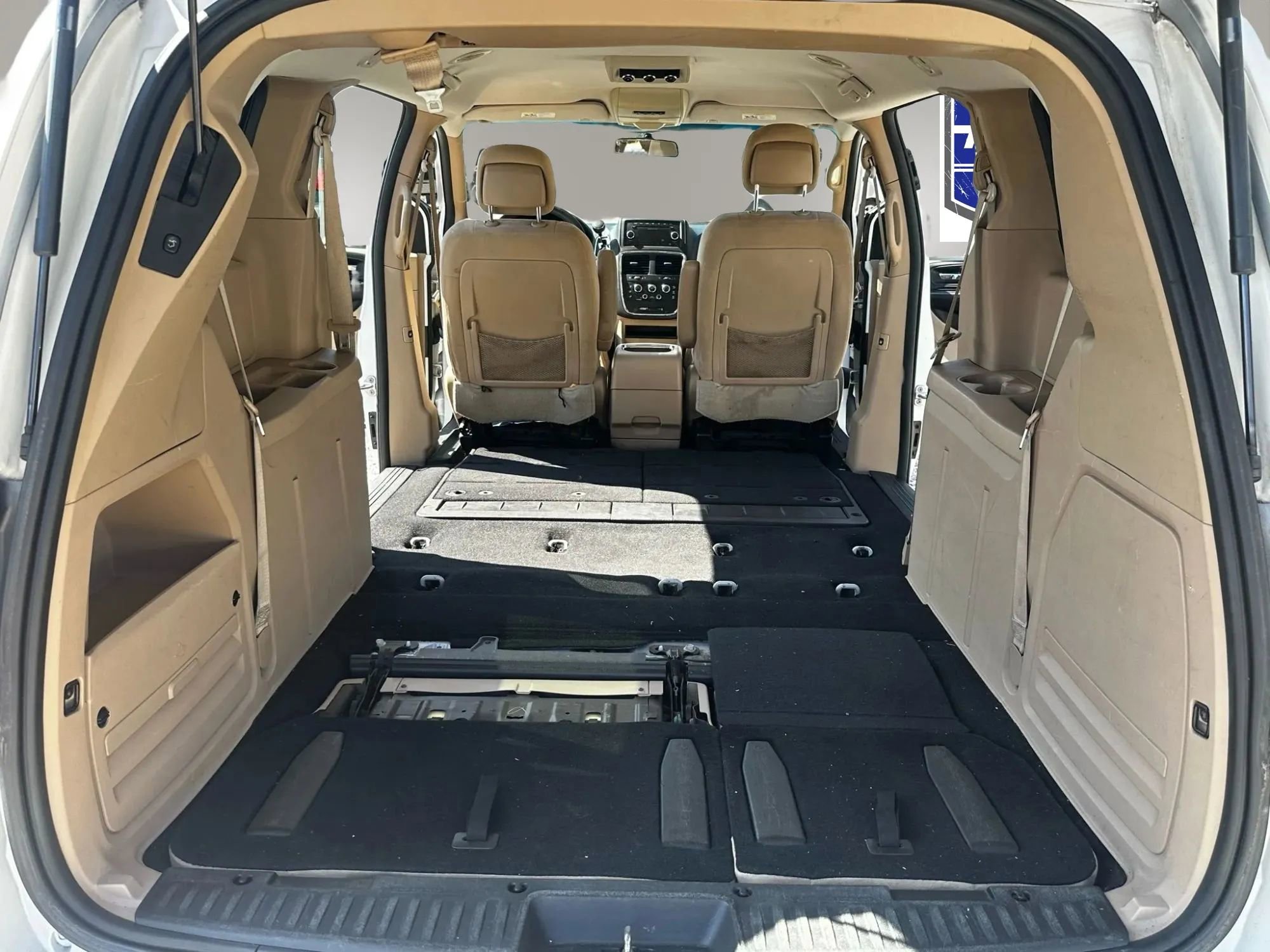 Used 2014 Dodge Grand Caravan SXT FWD image 34