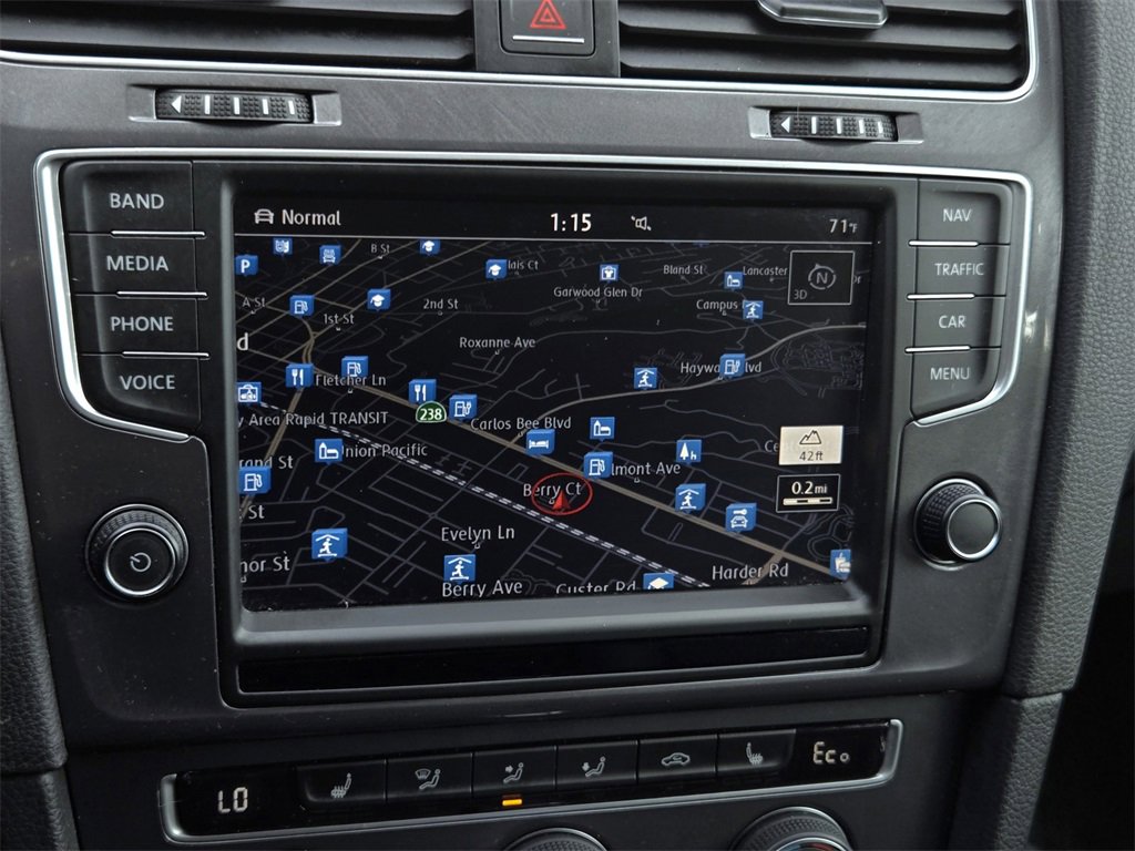 Used 2016 Volkswagen e-Golf SEL Premium w/ Driver Assistance Package image 14