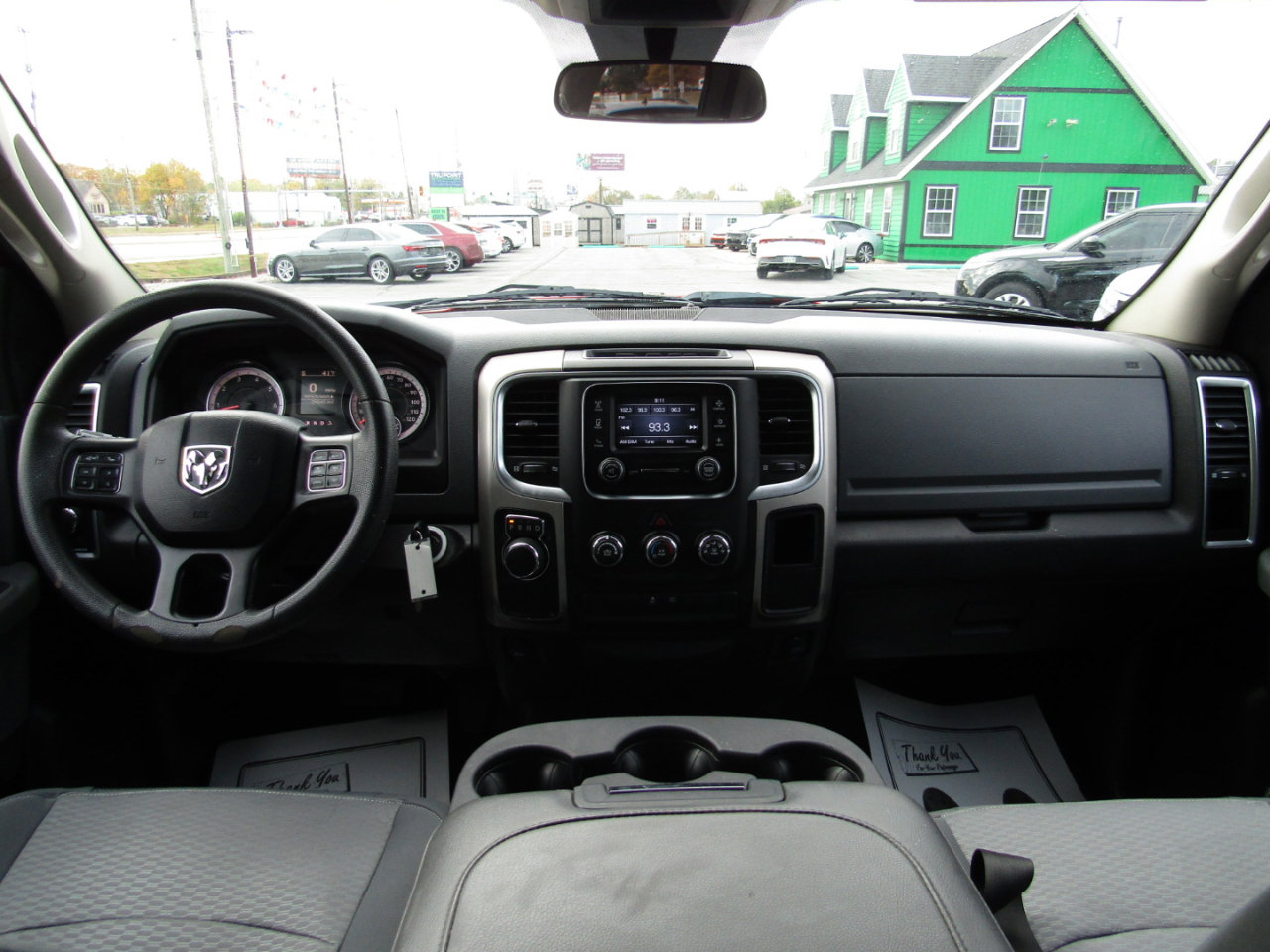 Used 2019 RAM 1500 Classic SLT image 9