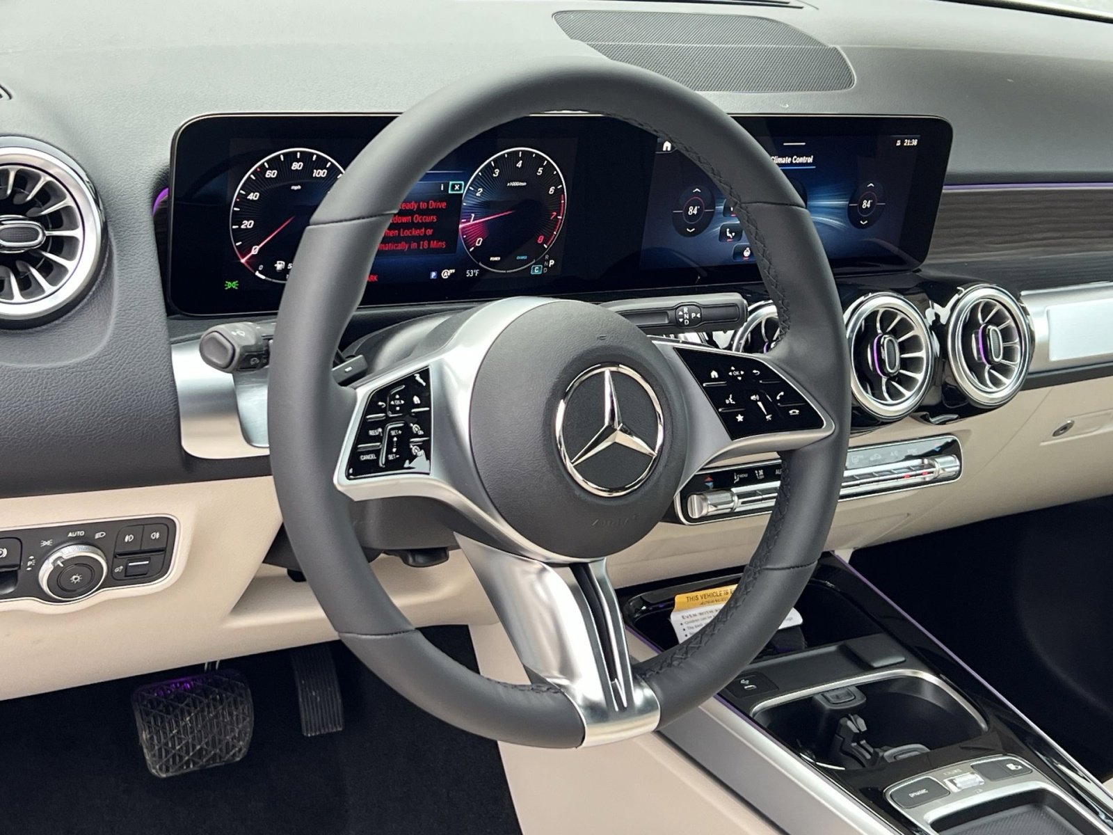 New 2026 Mercedes-Benz GLB 250 4MATIC image 14