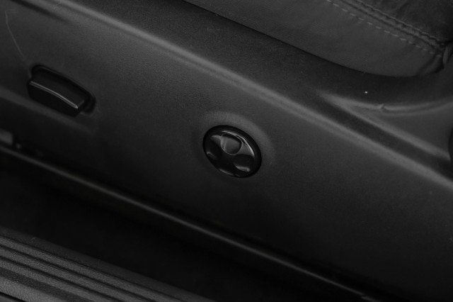 Used 2014 Dodge Challenger R/T image 24