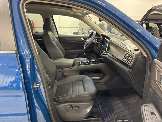 New 2026 Volkswagen Atlas SEL image 9