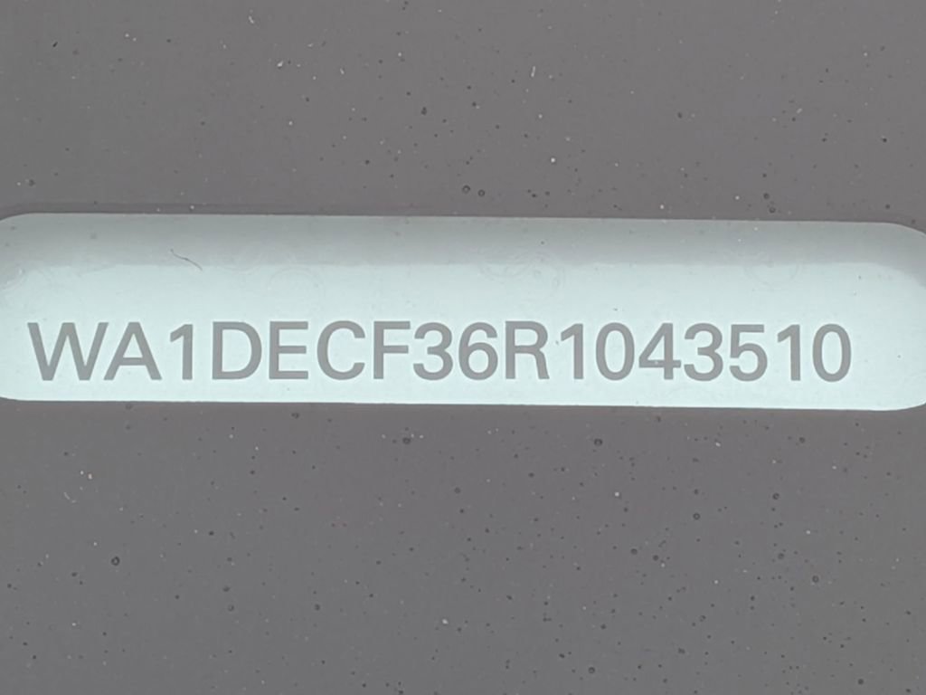 Used 2024 Audi Q3 2.0T Premium image 36