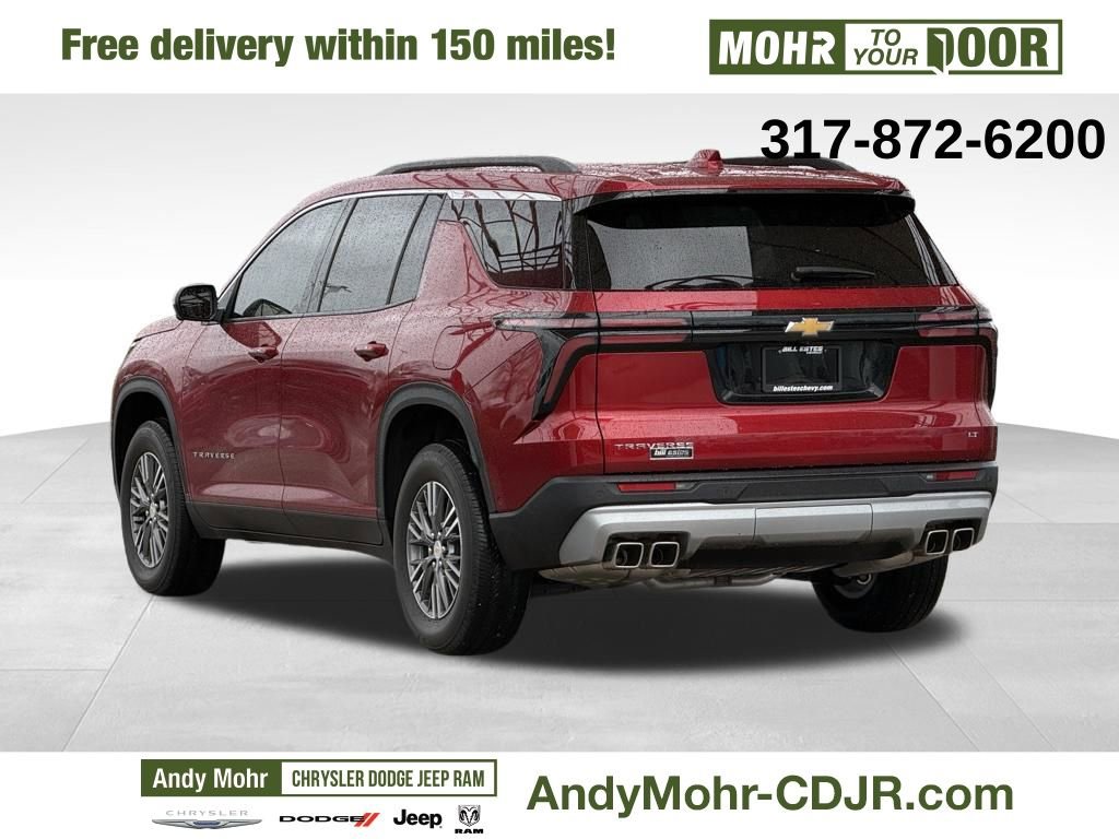 Used 2024 Chevrolet Traverse LT w/ Enhanced Driving Package image 5