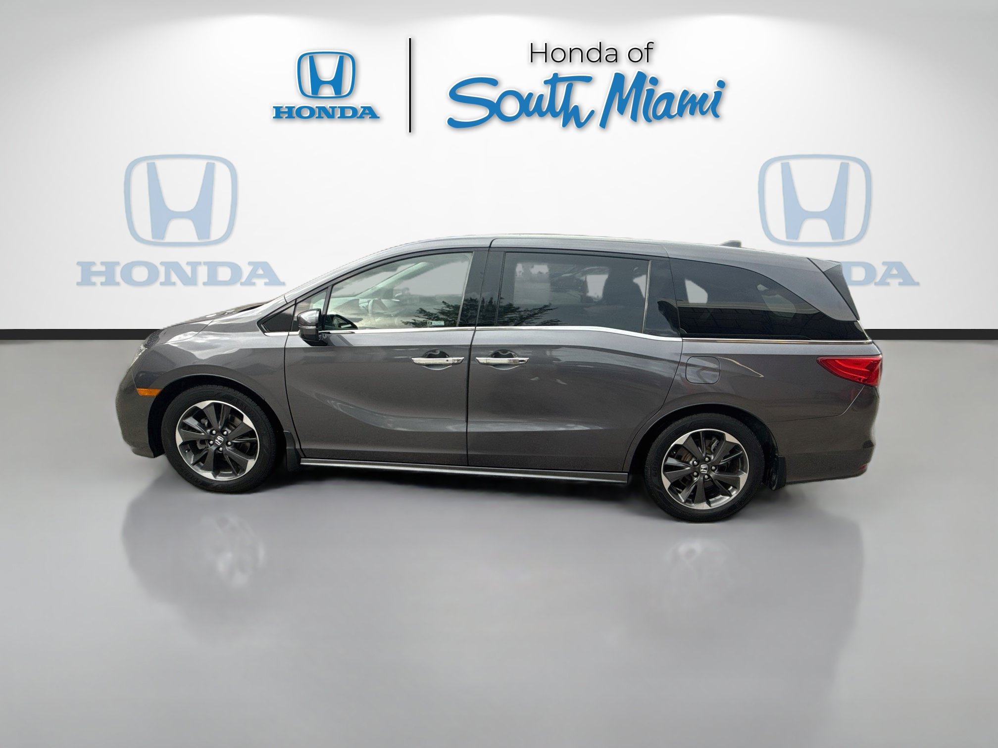Certified 2022 Honda Odyssey Elite image 4