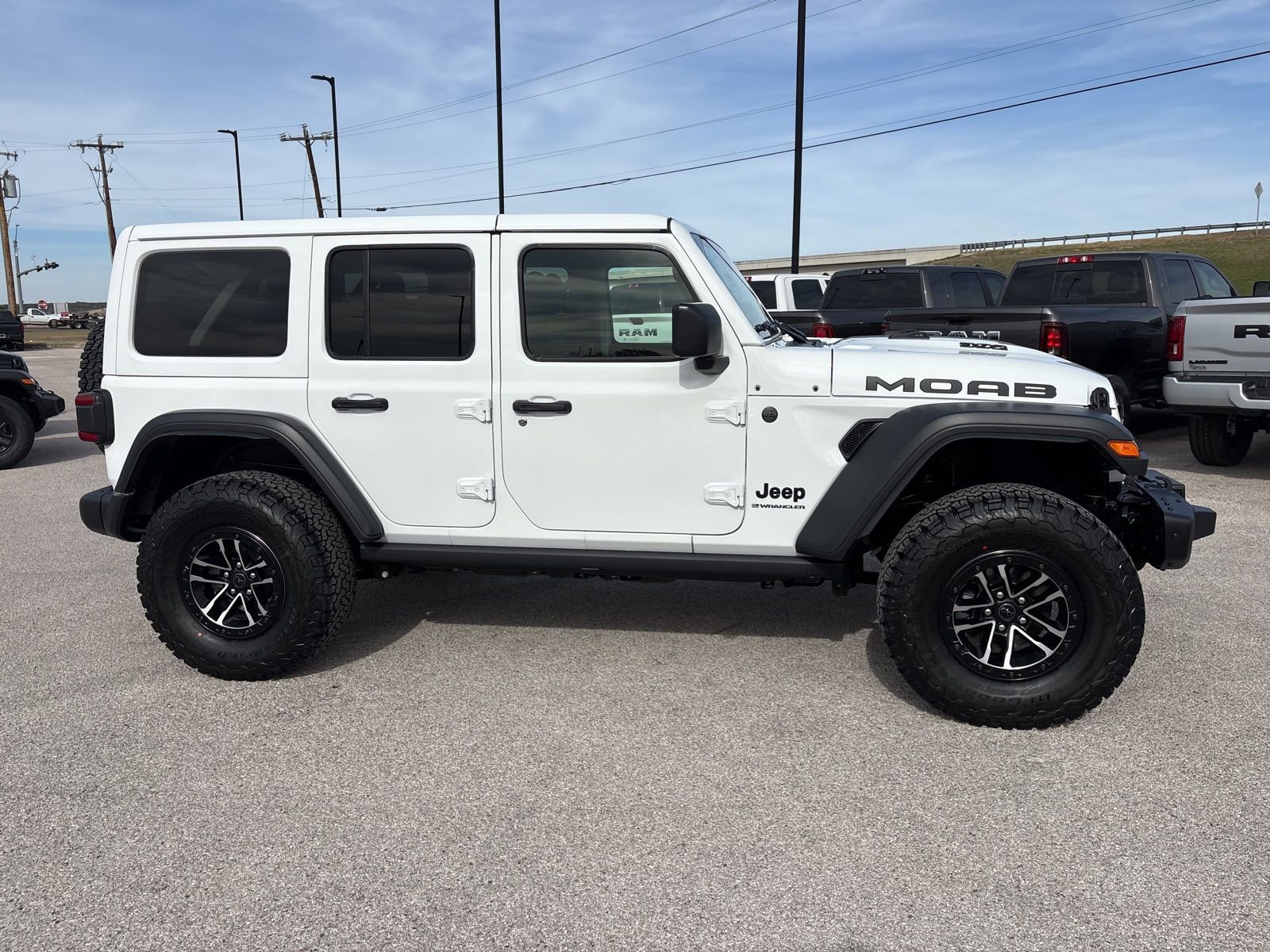 New 2026 Jeep Wrangler Unlimited Rubicon 392 image 7