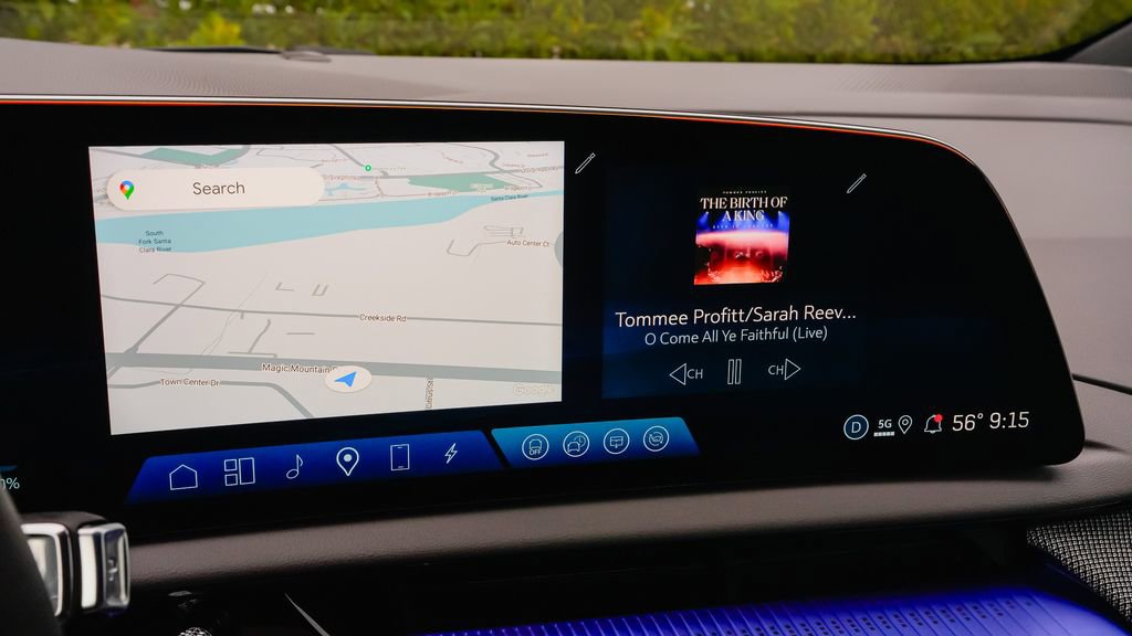New 2026 Cadillac Optiq Sport 2 image 20