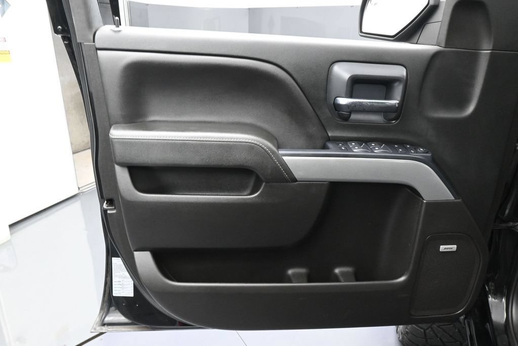 Used 2018 Chevrolet Silverado 1500 LT w/ All Star Edition AWD/4WD image 13