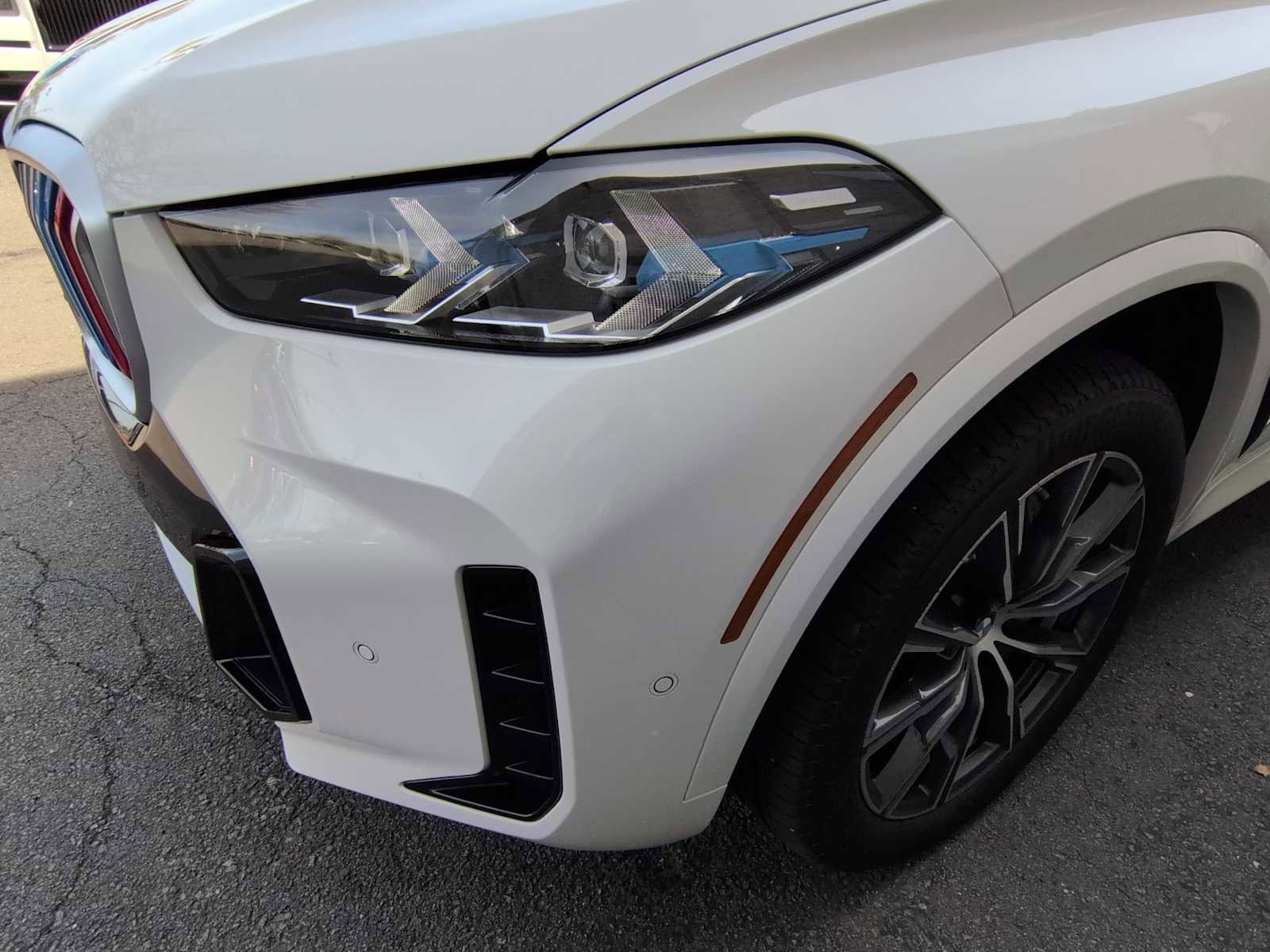 Used 2026 BMW X5 xDrive40i image 11