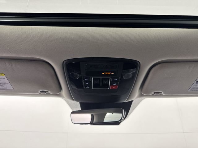 Used 2024 Kia Carnival SX Prestige FWD image 11
