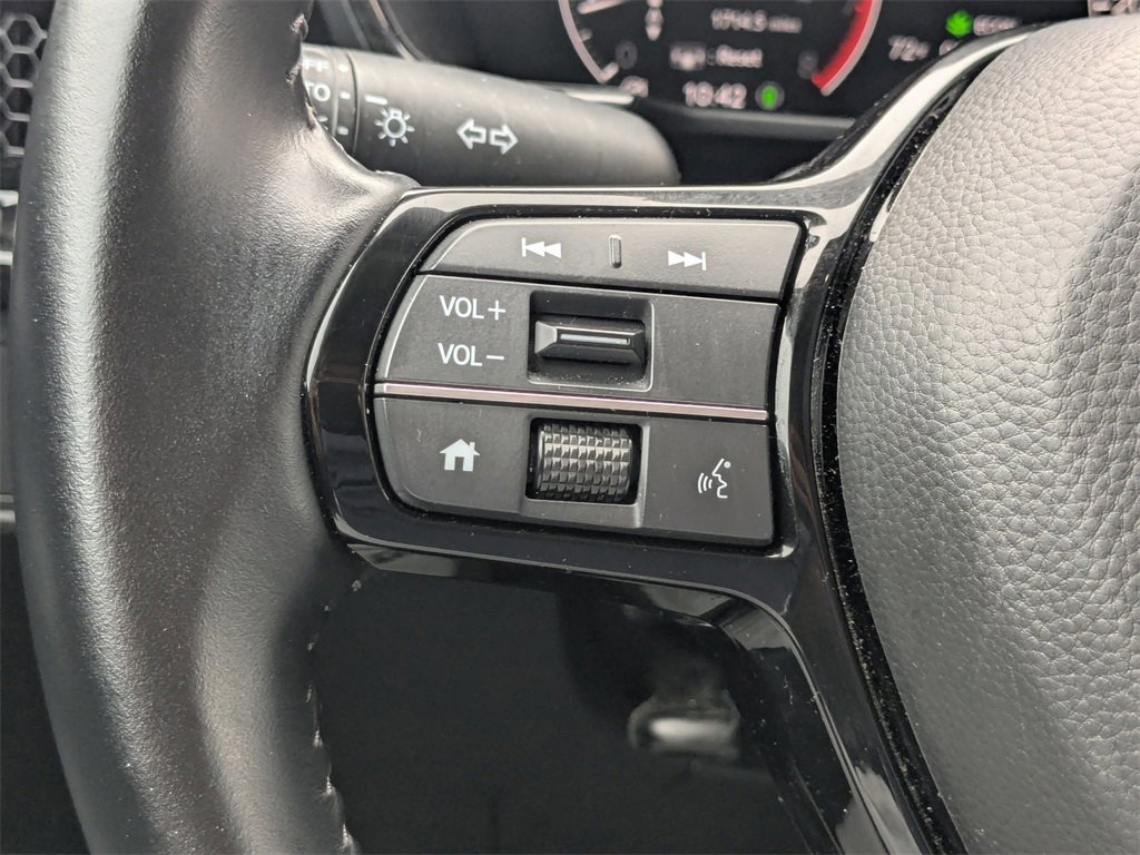 Used 2025 Honda CR-V EX-L image 16