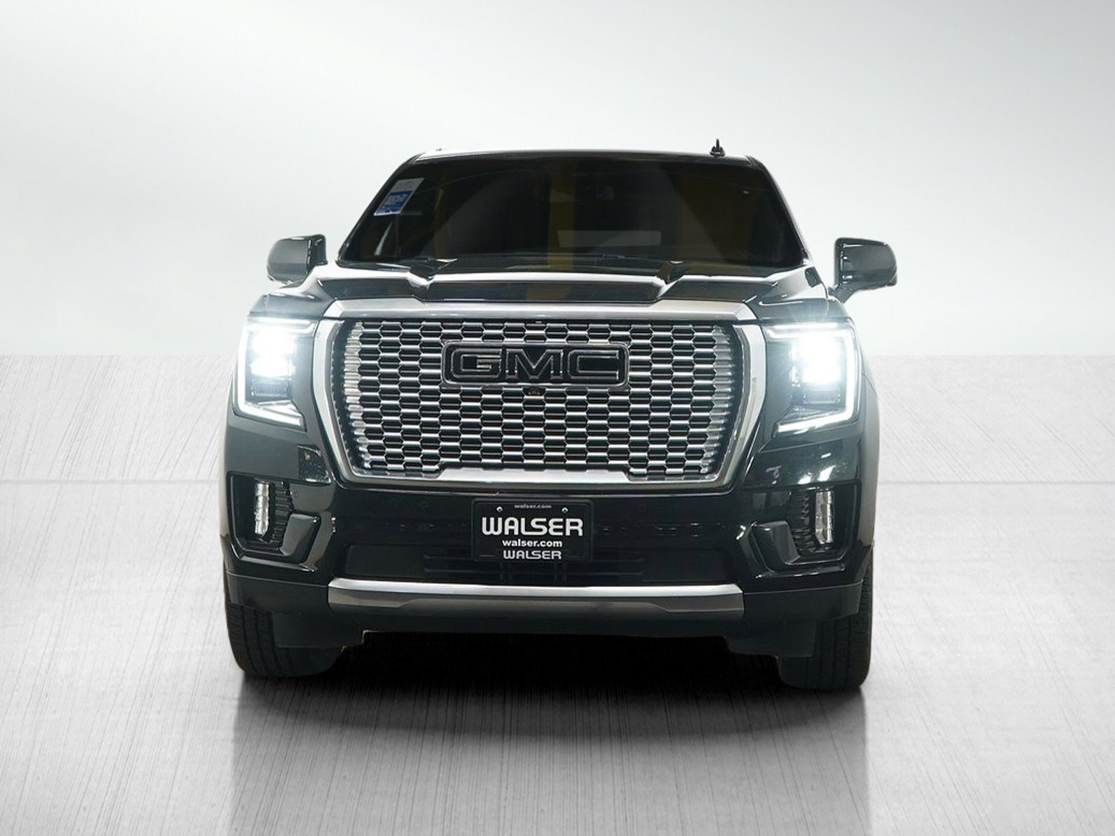 Used 2023 GMC Yukon XL Denali w/ Max Trailering Package image 8