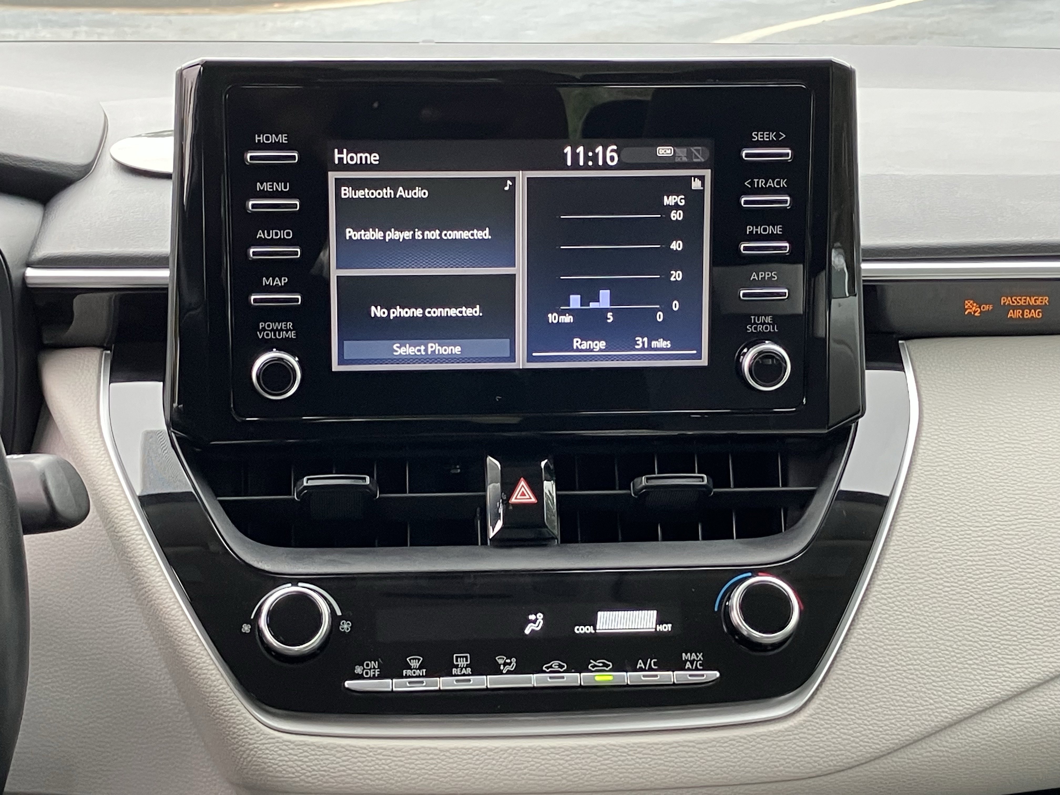 Used 2020 Toyota Corolla L image 26