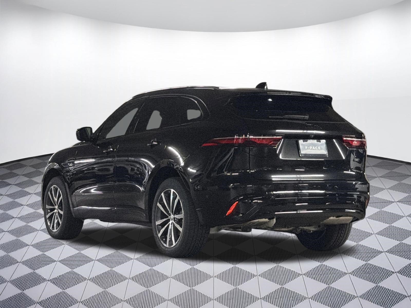 New 2026 Jaguar F-PACE R-Dynamic S AWD/4WD image 3