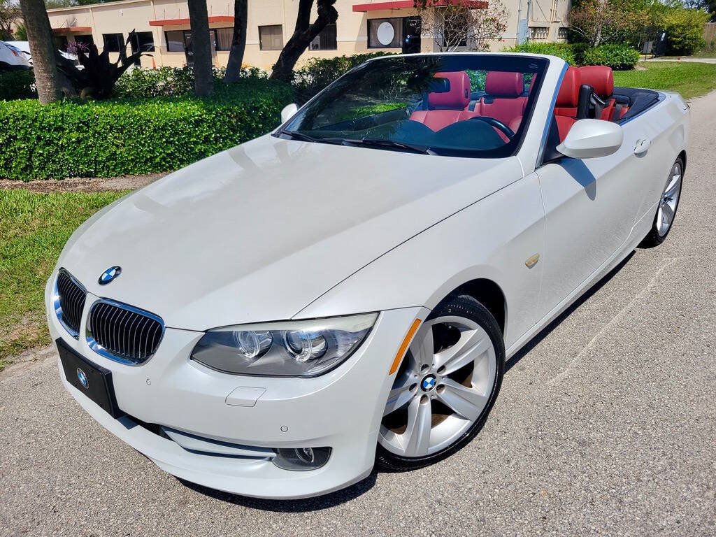 Used 2011 BMW 328i Convertible w/ Premium Pkg RWD image 5