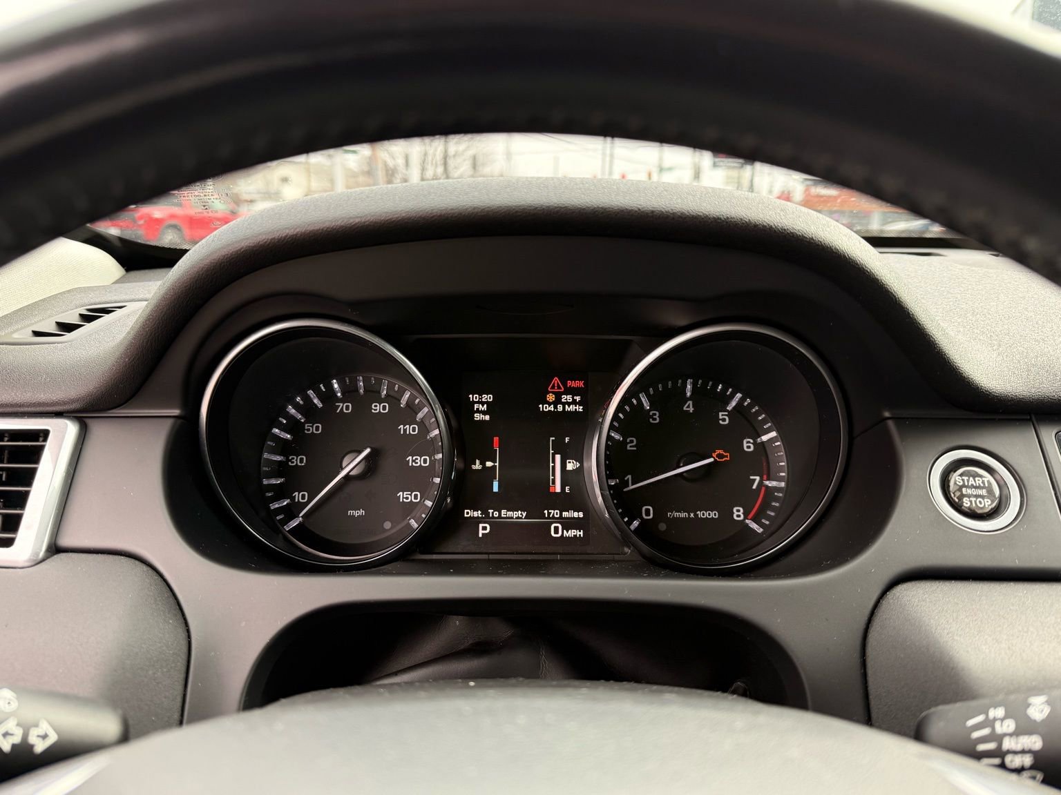 Used 2016 Land Rover Discovery Sport SE image 35