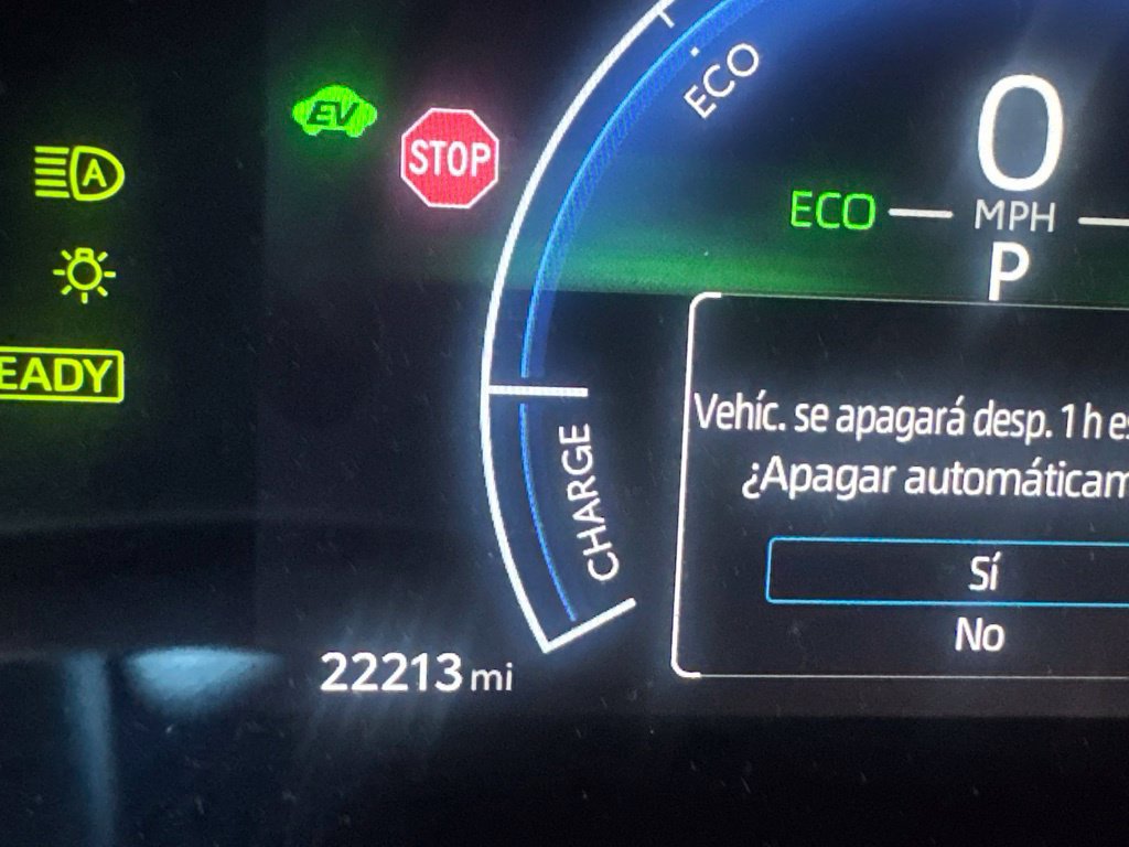 Used 2025 Toyota Camry SE FWD image 7