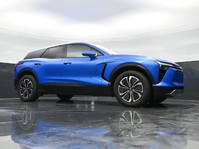 Used 2024 Chevrolet Blazer EV LT AWD/4WD image 47