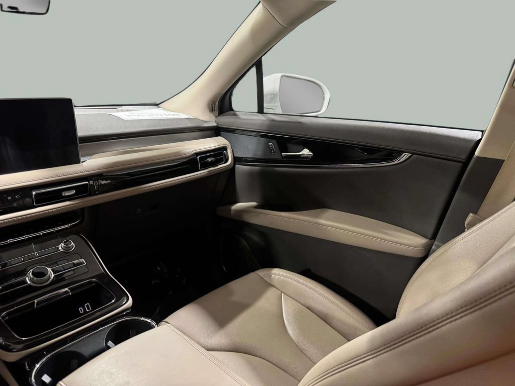 Certified 2022 Lincoln Nautilus FWD image 19
