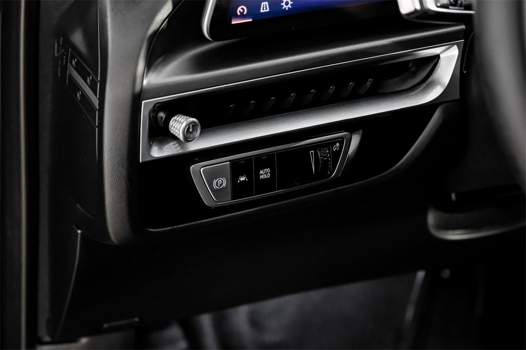 Used 2024 Cadillac Lyriq Tech image 28